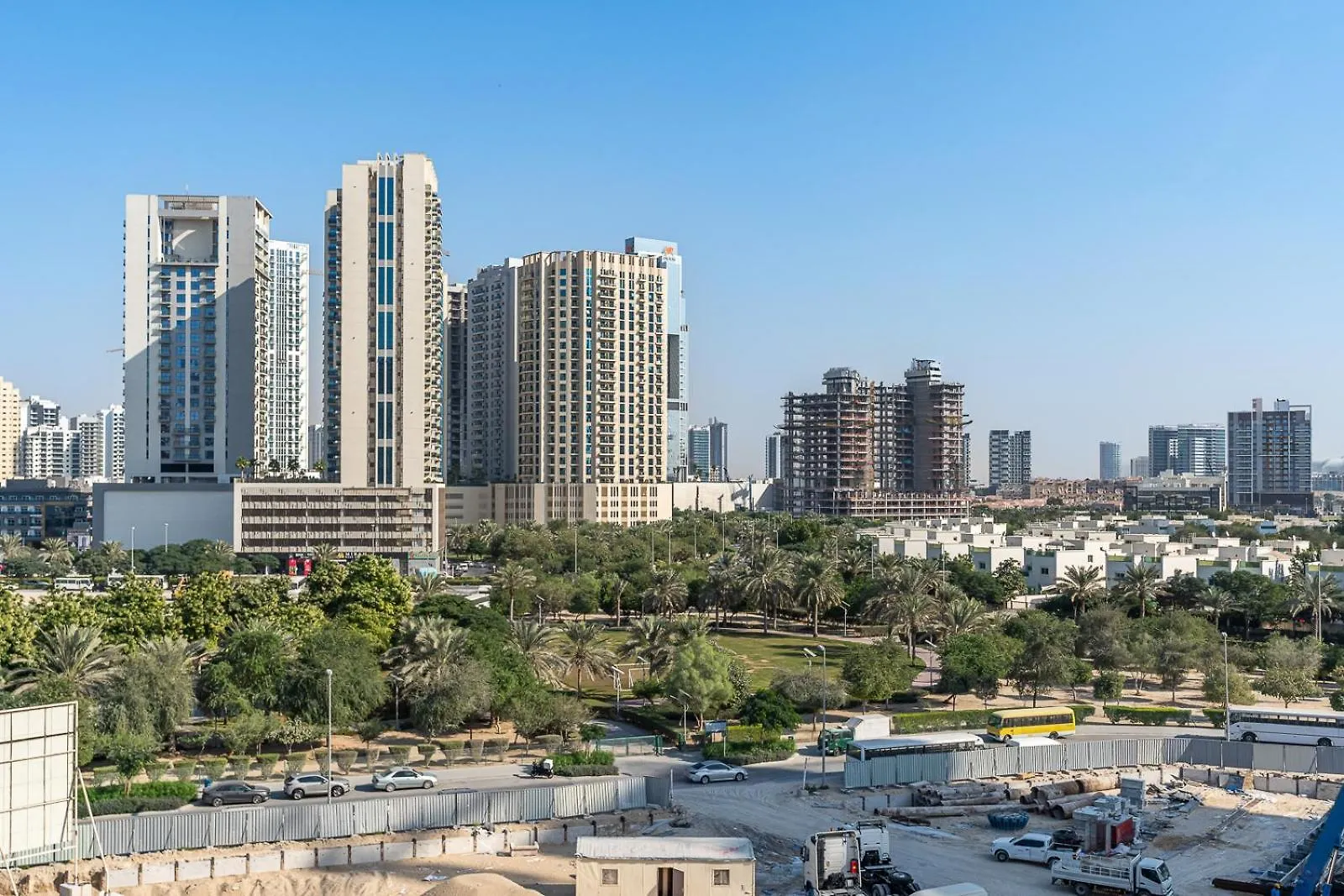 Apartment Modern Studio With Pool, Gym And Bbq Area Dubai